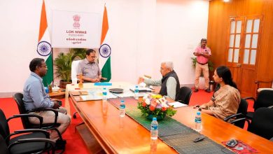 மக்கள் மாளிகையில் துணைநிலை ஆளுநர் கைலாஷ்நாதனை சந்தித்த நிதி ஆயோக் உறுப்பினர் டாக்டர் பாலசுப்ரமணியம்