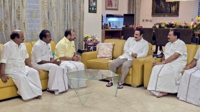 பாமக தலைவர் அன்புமணி இராமதாஸை நேரில் சந்தித்து அதிமுக எம்.எல்.ஏ.க்கள் நன்றி
