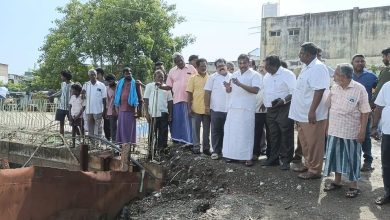 புதுச்சேரி: ரூ.29 லட்சத்தில் உப்பனாறு தூர்வாரும் பணி தீவிரம் - எம்.எல்.ஏ. நேரு தொடங்கி வைத