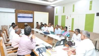 பருவமழை முன்னெச்சரிக்கை நடவடிக்கைகள்: சென்னை தலைமைச் செயலகத்தில் அமைச்சர் N.ஆனந்த் ஆய்வு