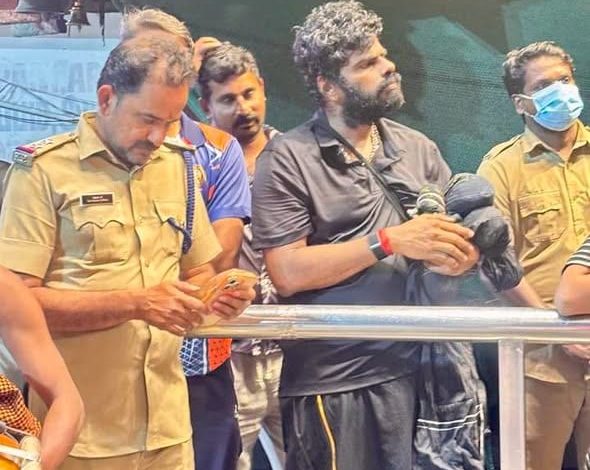 சபரிமலை: கேரளாவில் உள்ள உலகப் பிரசித்தி பெற்ற சபரிமலை ஸ்ரீ தர்மசாஸ்தா ஐயப்பன் திருக்கோயிலி