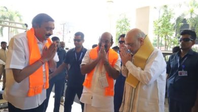 பாஜக மாநில நிர்வாகிகள் கூட்டத்தில் தலைவர்களுடன் அமித் ஷா