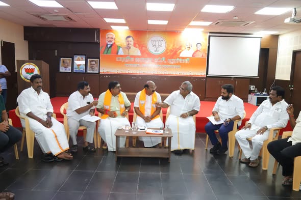 புதுச்சேரி பாஜக மாநில அலுவலகத்தில் அமித் ஷா வருகை தொடர்பான ஆலோசனைக் கூட்டம்