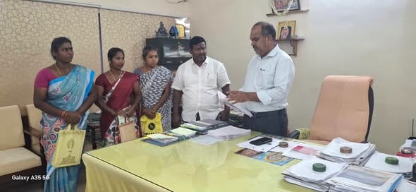 புதுச்சேரி: புதுச்சேரி, காரைக்கால் மற்றும் ஏனாம் பிராந்தியங்களில் பொதுப்பணித்துறையில் பணிப
