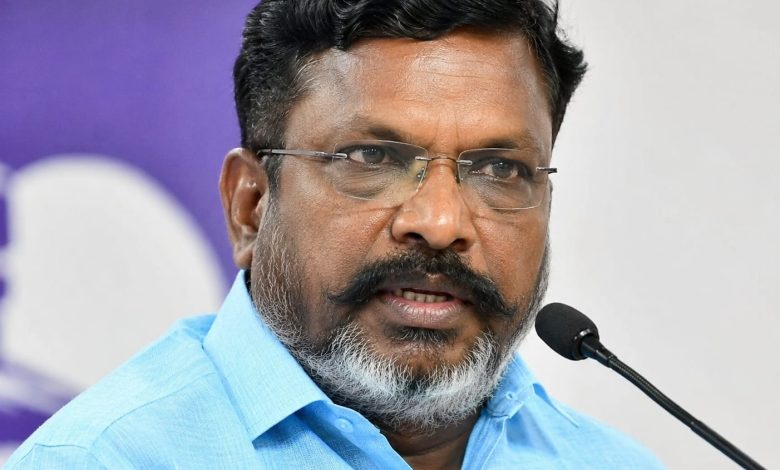 புதுச்சேரியில் விசிக தலைவர் தொல். திருமாவளவன் பிறந்தநாள் விழா: கட்சியினர் உற்சாகக் கொண்டாட