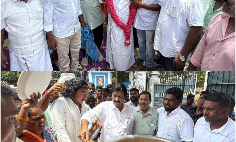 உப்பளம் எம்.எல்.ஏ. அ. அன்பழகன் அம்பேத்கர் சாலை போக்குவரத்து நெரிசல் தீர்வு ஆலோசனைக் கூட்டத்தில்