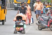 புதுச்சேரி வழியாக வேளாங்கண்ணிக்கு பாதயாத்திரை மேற்கொள்ளும் பக்தர்கள்: பொதுமக்கள் உற்சாக வர