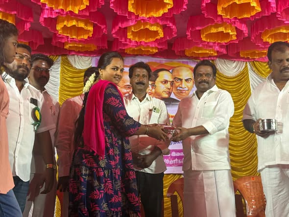 விடுதலை நகர் விளையாட்டுப் போட்டி பரிசளிப்பு