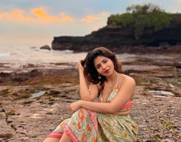 Iswarya Menon (படம் 1)