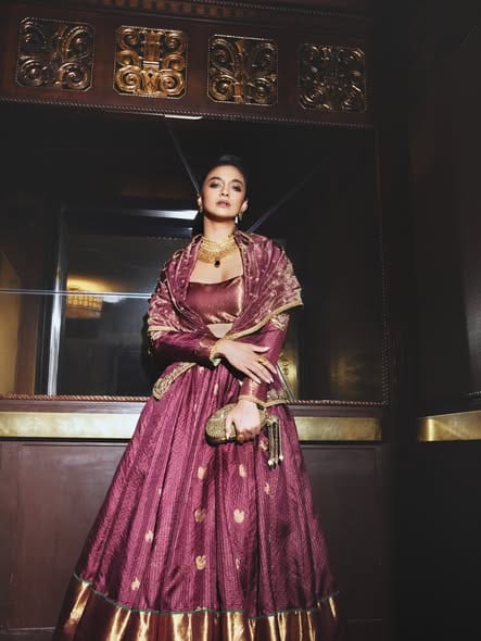 Photos from Keerthy Suresh's post (படம் 3)