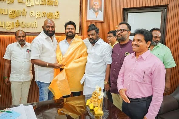 புதுச்சேரி, வில்லியனூர் தொகுதியின் சட்டமன்ற உறுப்பினர் திரு. ரவிகுமார் அவர்களை, சமீபத்தில்