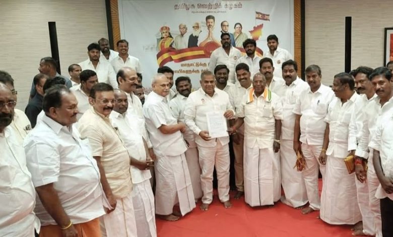 புதுச்சேரி: புதுச்சேரி தட்டாஞ்சாவடி சட்டமன்றத் தொகுதிக்குட்பட்ட காங்கிரஸ் கட்சியின் வேட்பா