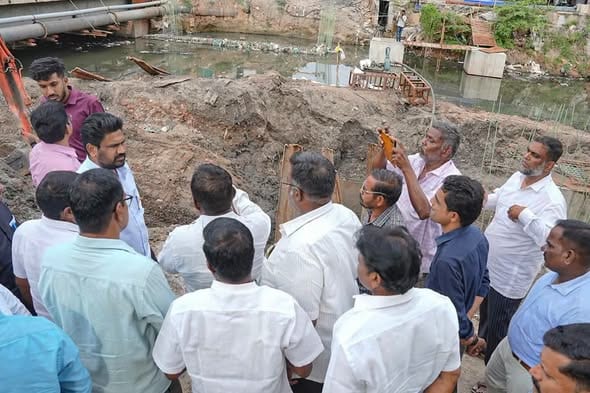 மழைக்காலம் தொடங்குவதற்கு முன், உப்பனாறு வாய்க்கால் மேம்பாலப் பணிகளை விரைந்து முடிக்க நடவடி