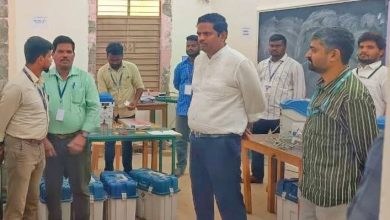 சின்னம் பொருத்தும் பணி