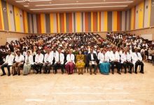 Aarupadai Veedu Medical College & Hospital Celebrates White Coat Ceremony 2026–2027