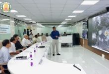 "உங்களைத் தேடி உங்கள் ஊரில்" திட்டம்: குஜிலியம்பாறையில் மாவட்ட ஆட்சியர் துர்காமூர்த்தி நேரில் கள ஆய்வு!